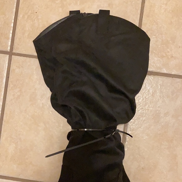 Thigh high boots - Picture 2 of 7